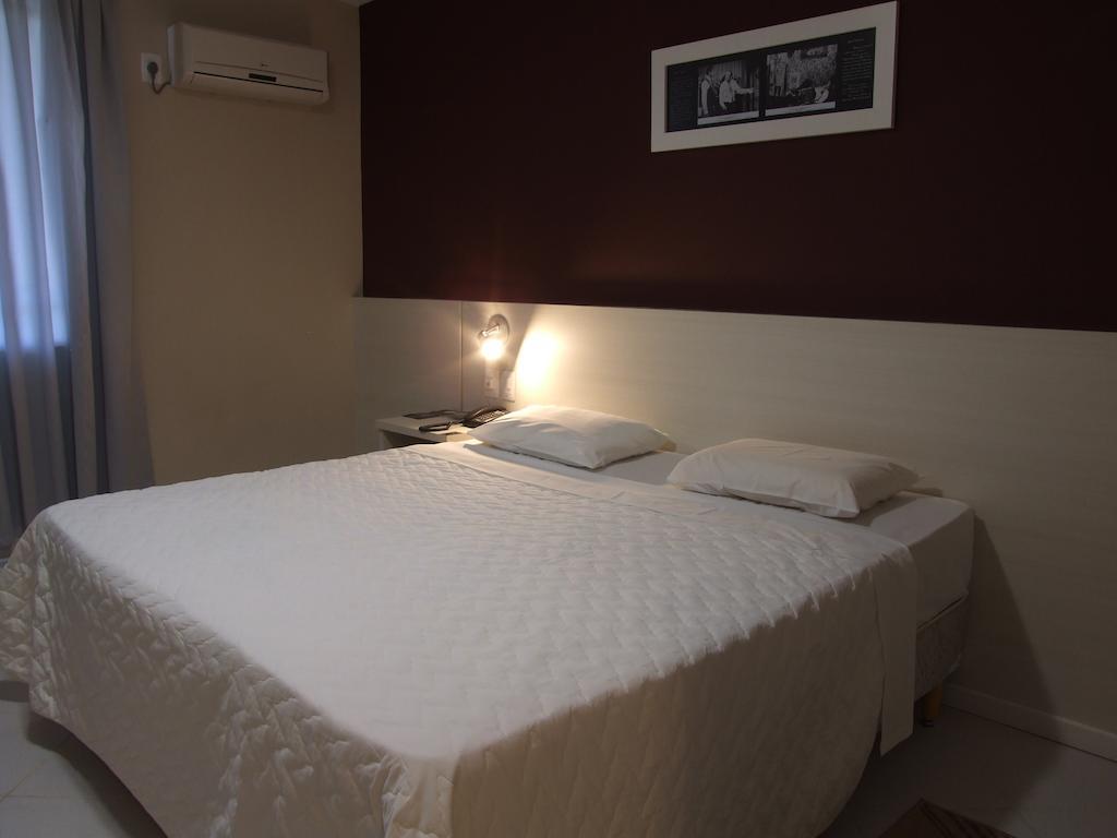 Hotel Emacite Flex مافرا المظهر الخارجي الصورة