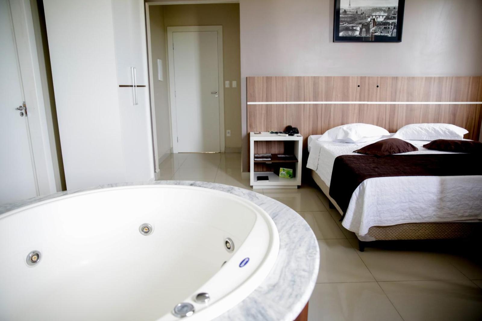 Hotel Emacite Flex مافرا المظهر الخارجي الصورة