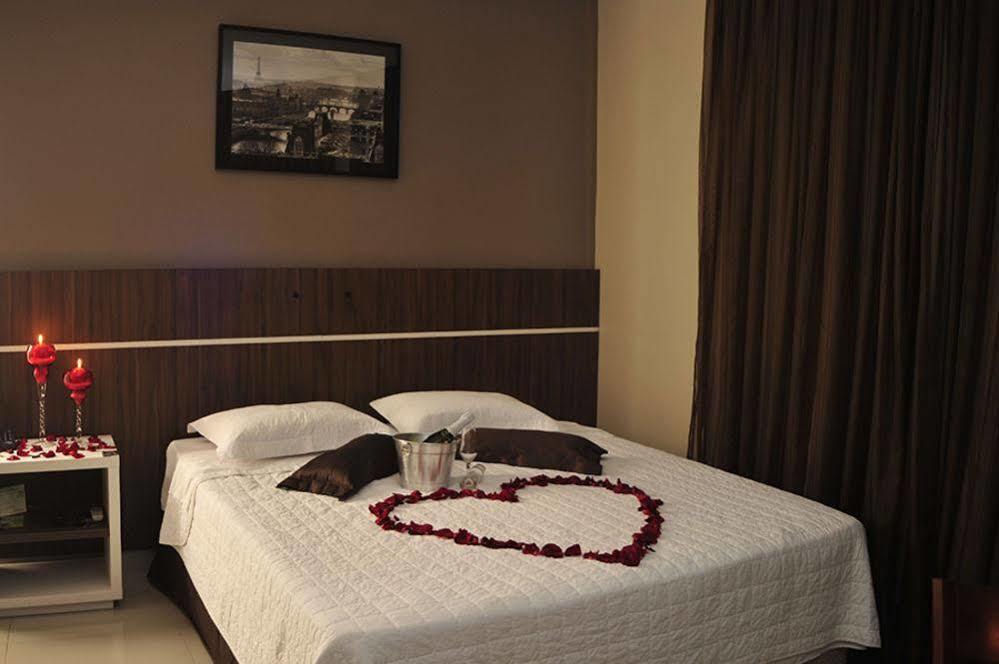 Hotel Emacite Flex مافرا المظهر الخارجي الصورة
