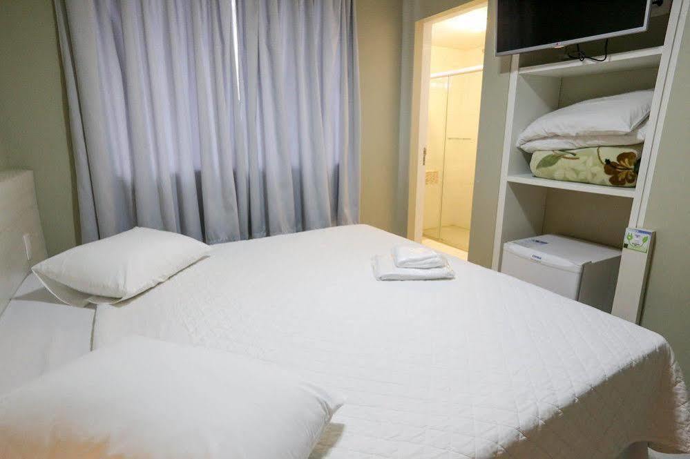Hotel Emacite Flex مافرا المظهر الخارجي الصورة